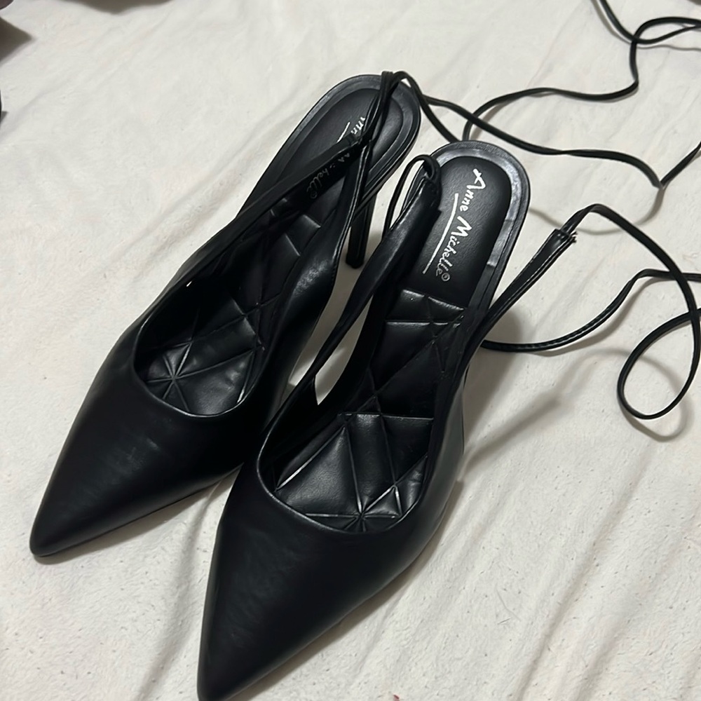 Black wrap up heels 7.5 padded heels! So comfy!